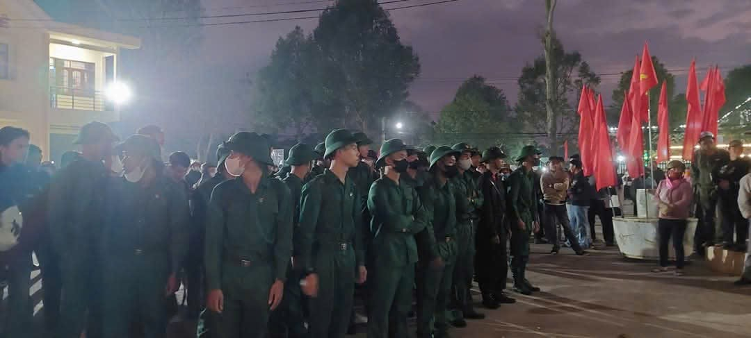 Tòng quân 1